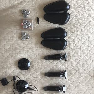 Norelco Arcitec razors (3) + accessories